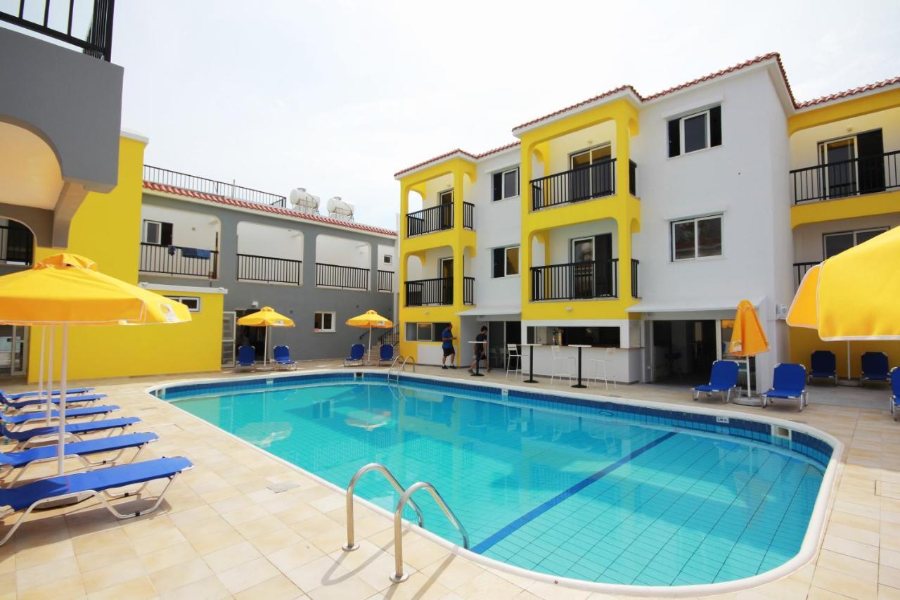Sea Cleonapa Mandali Aparthotel ไอยานาปา ภายนอก รูปภาพ