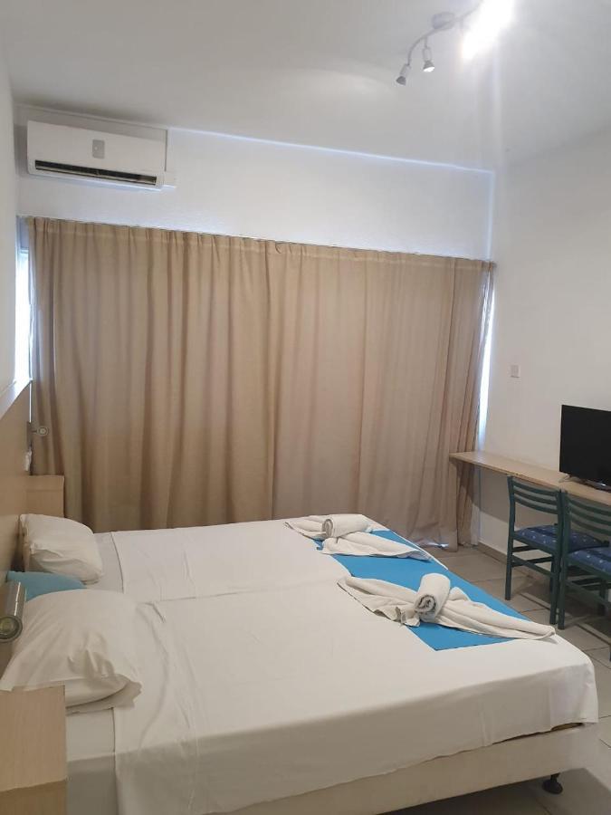 Sea Cleonapa Mandali Aparthotel ไอยานาปา ภายนอก รูปภาพ